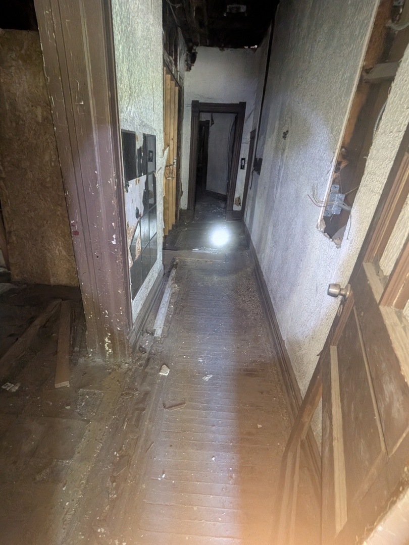 7732 S Normal Avenue Property Photo 29