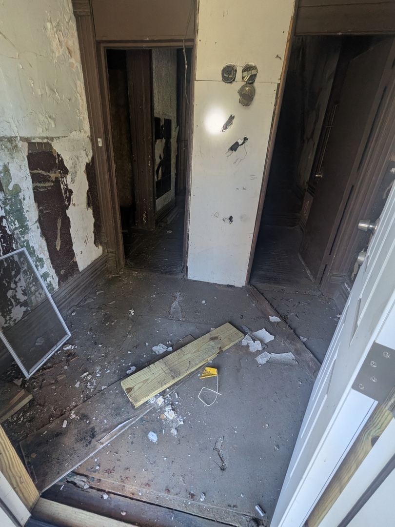 7732 S Normal Avenue Property Photo 30