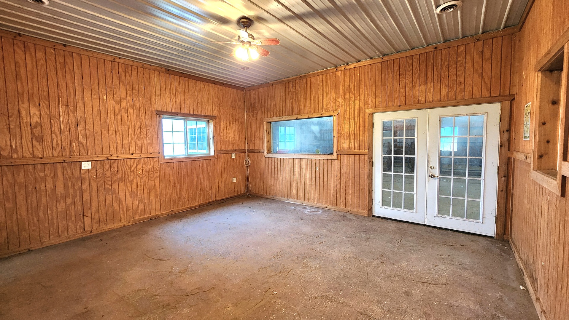 6079 Manchester Road Property Photo 27