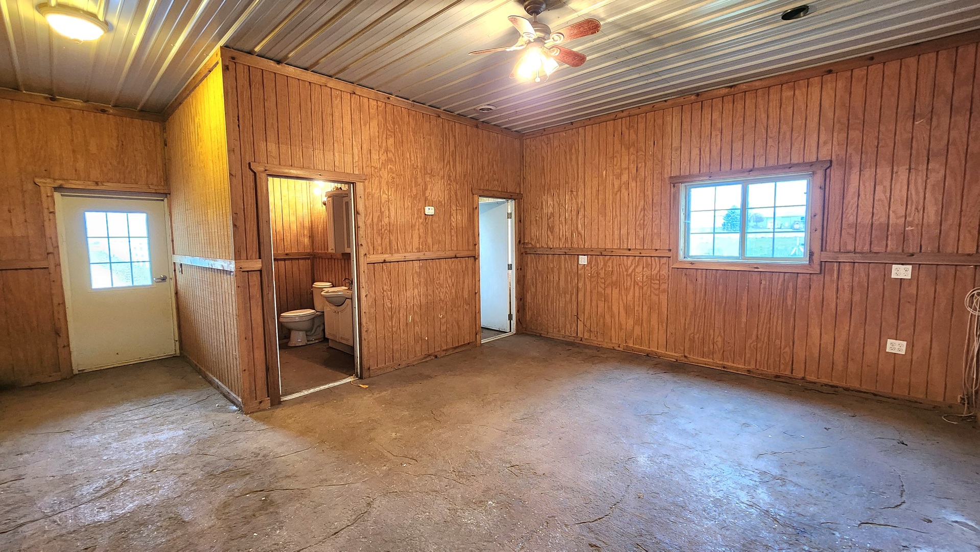6079 Manchester Road Property Photo 28