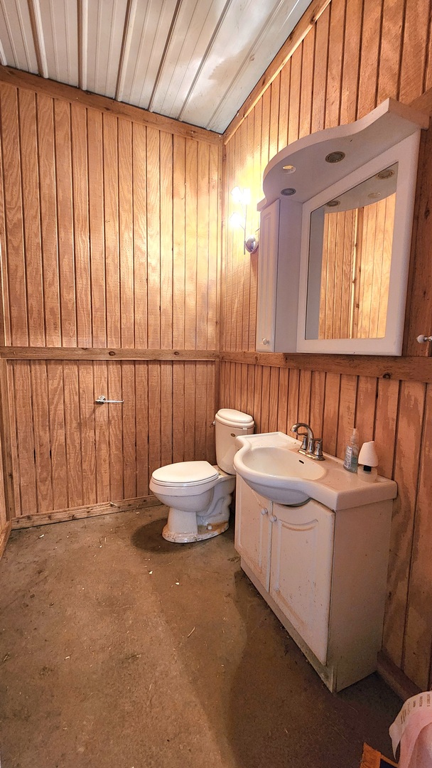 6079 Manchester Road Property Photo 30
