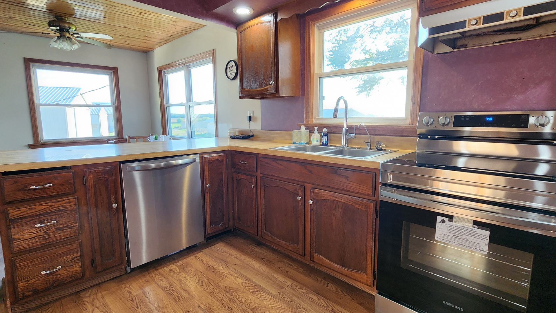6079 Manchester Road Property Photo 44