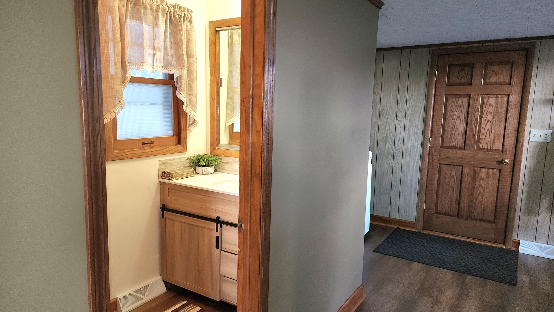 6079 Manchester Road Property Photo 58