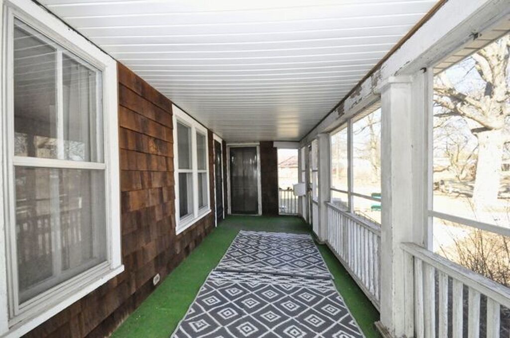 710 Short Street Property Photo 8