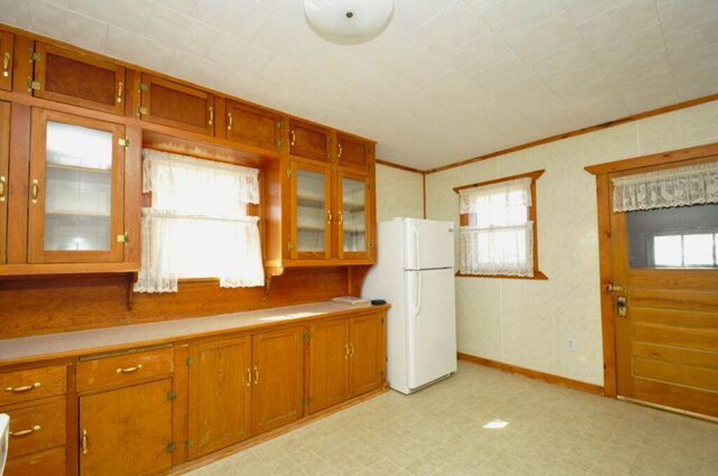 710 Short Street Property Photo 16