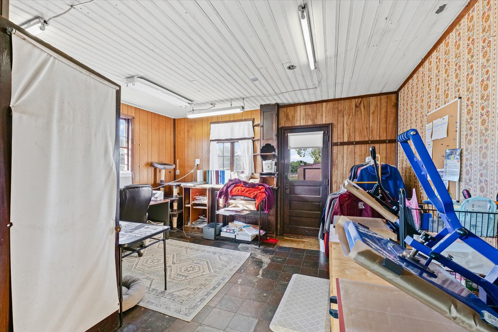 4 N Bourne Street Property Photo 14