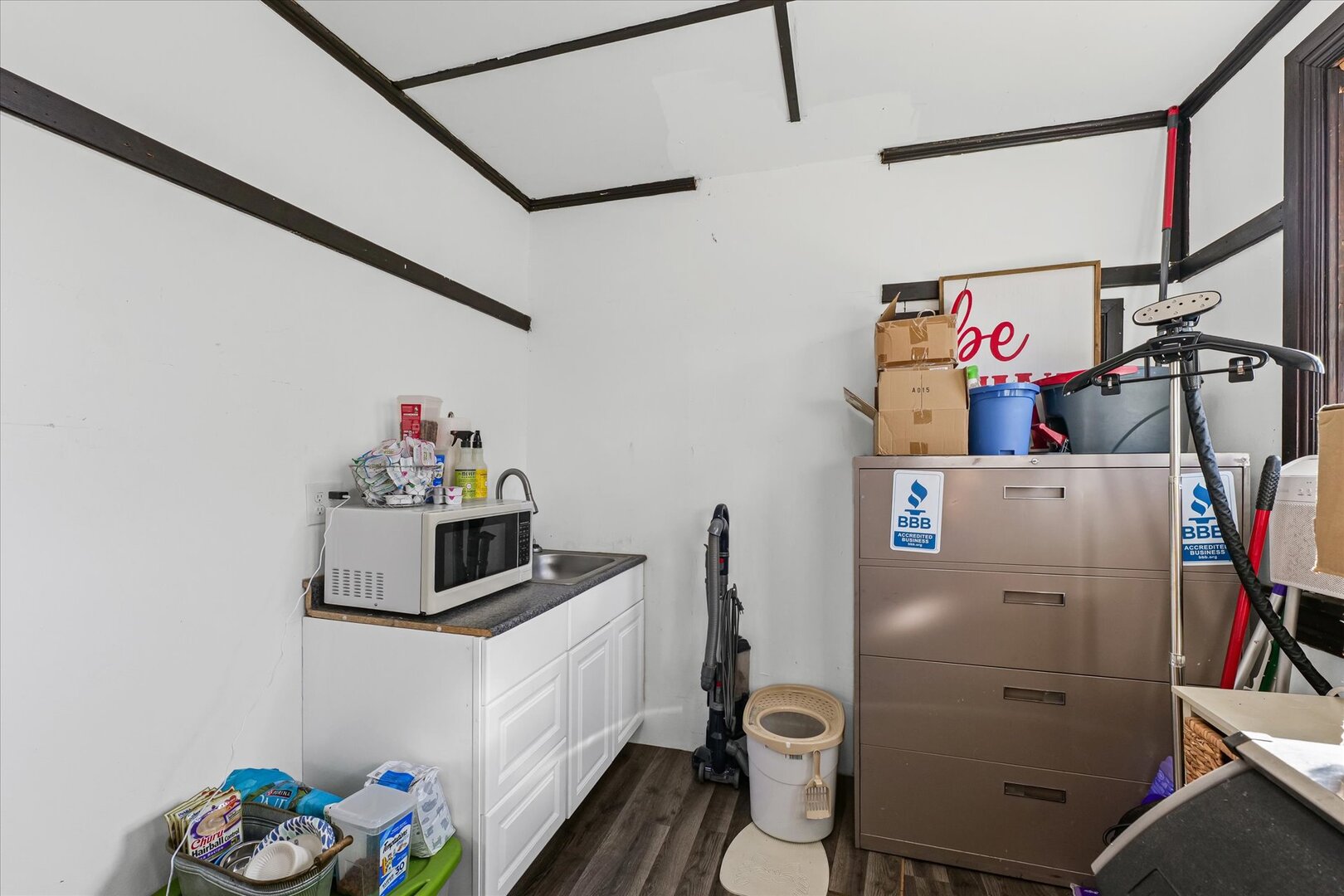 4 N Bourne Street Property Photo 20