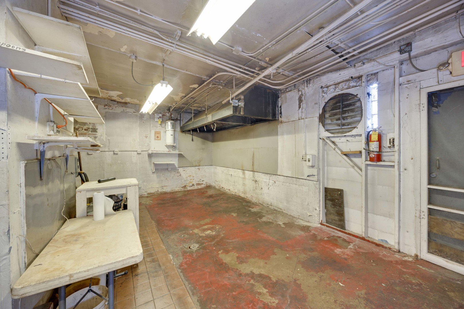 11610 S Western Avenue Property Photo 15