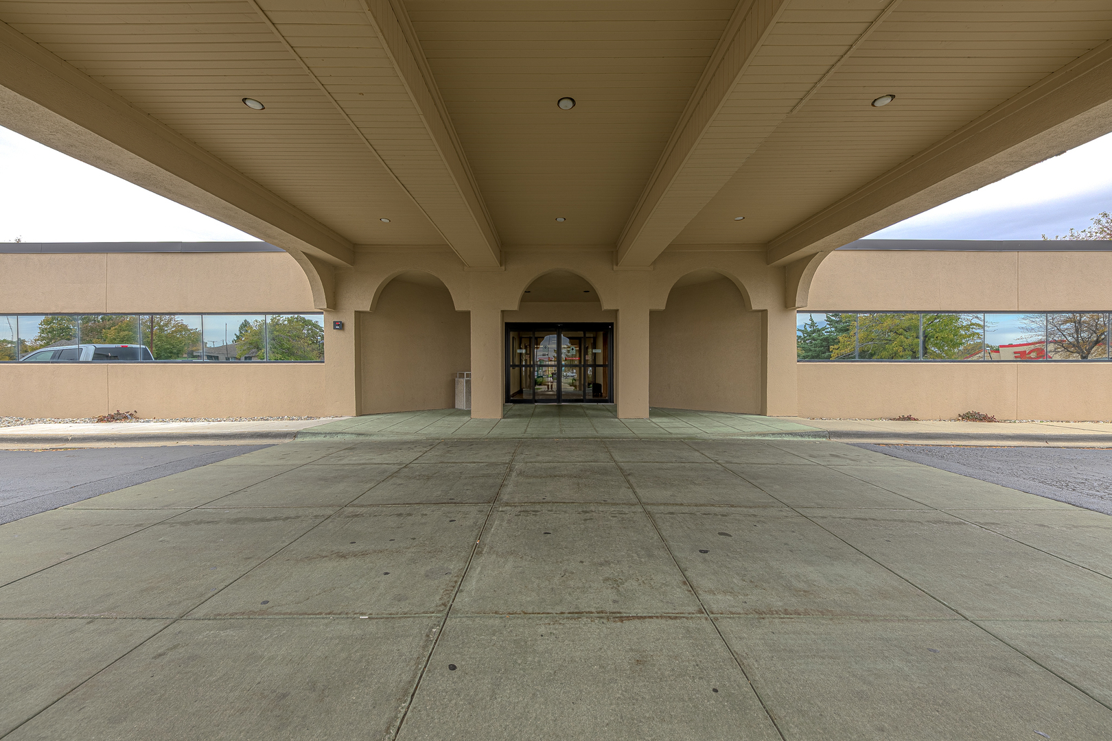 475 Brown Boulevard Property Photo 19