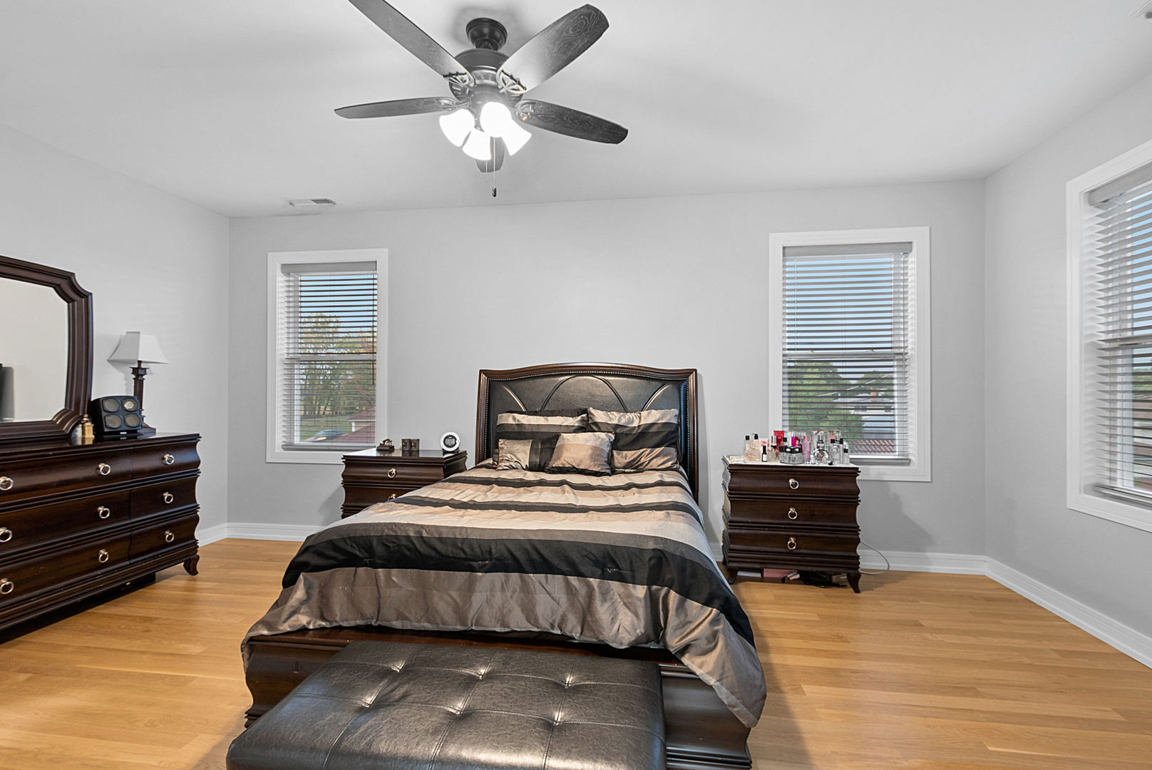 7727 S Roberts Road Property Photo 24