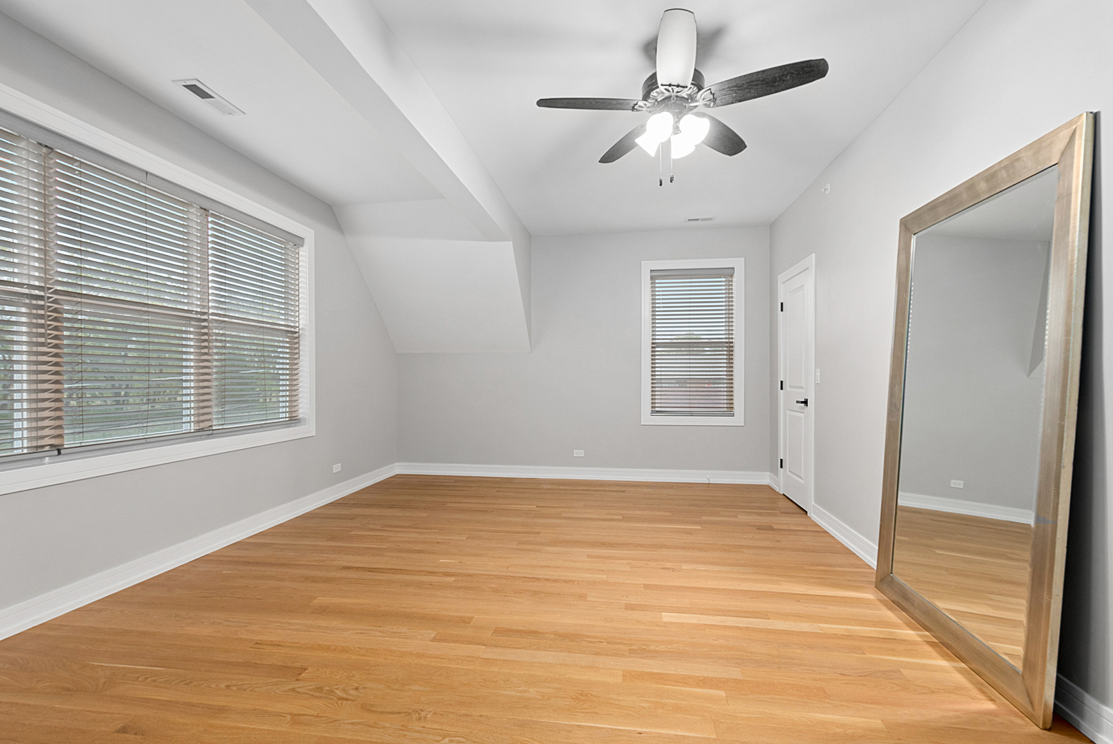 7727 S Roberts Road Property Photo 27