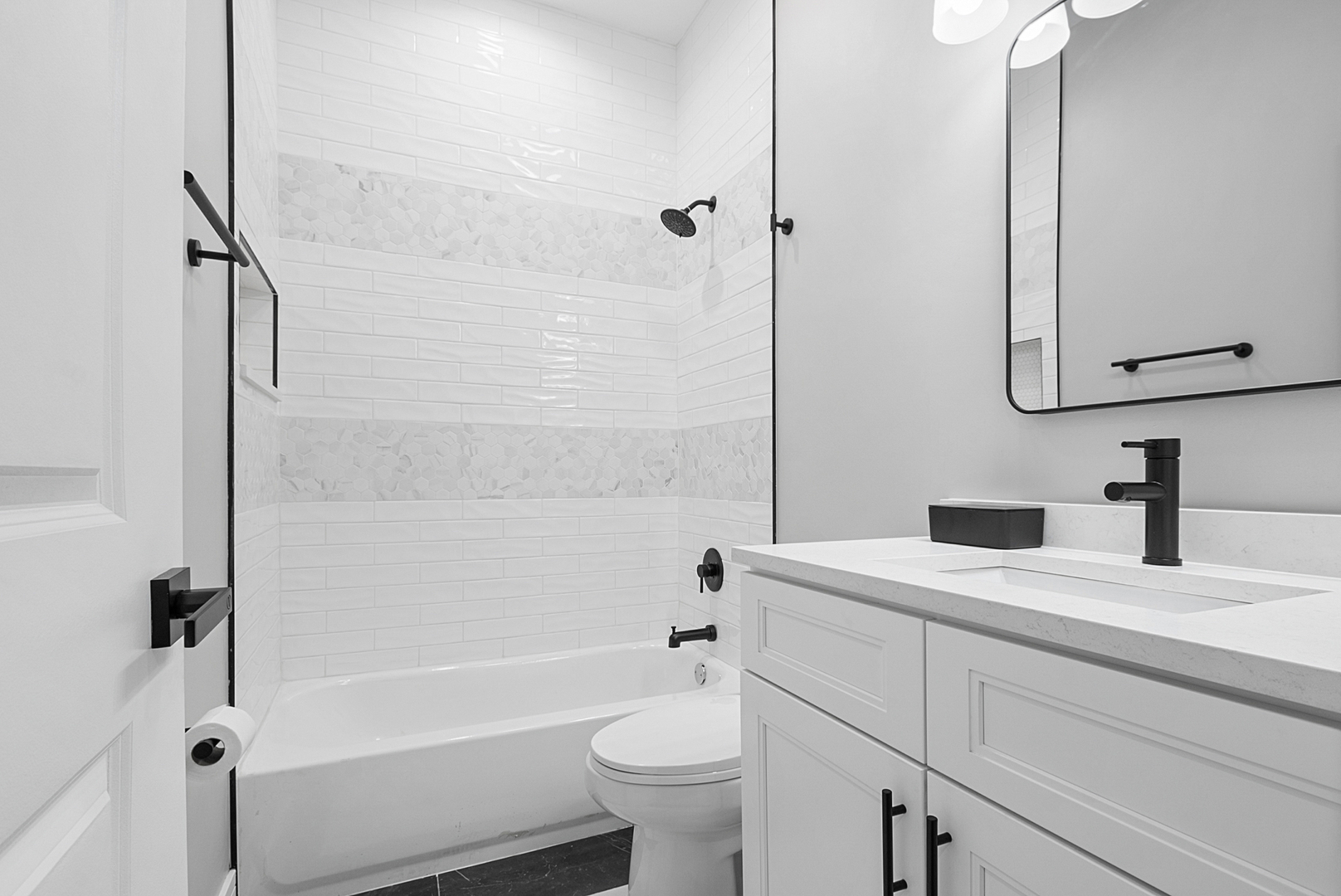 7727 S Roberts Road Property Photo 32