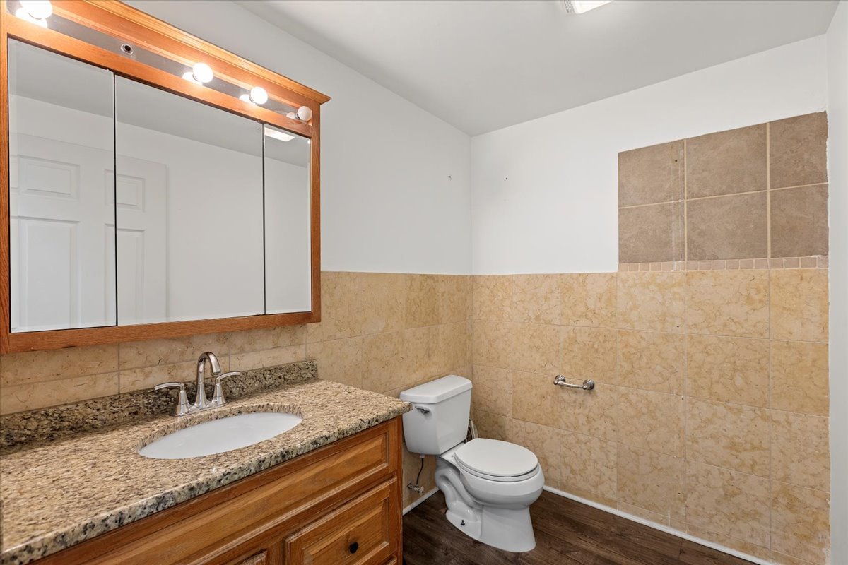 2142 W Chicago Avenue 1 Property Photo 7