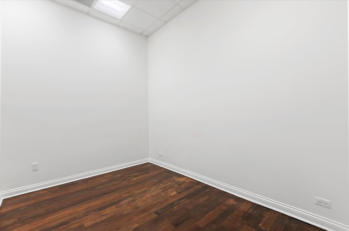 2142 W Chicago Avenue 1 Property Photo 13