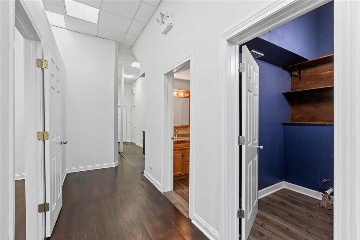 2142 W Chicago Avenue 1 Property Photo 14