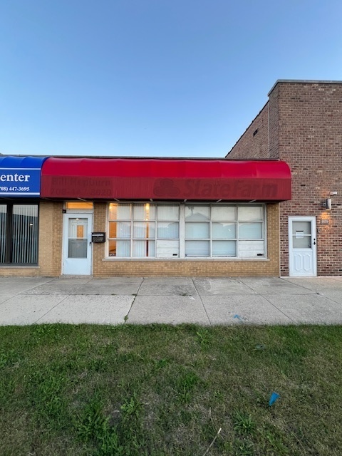 8607 W Cermak Road Property Photo 1