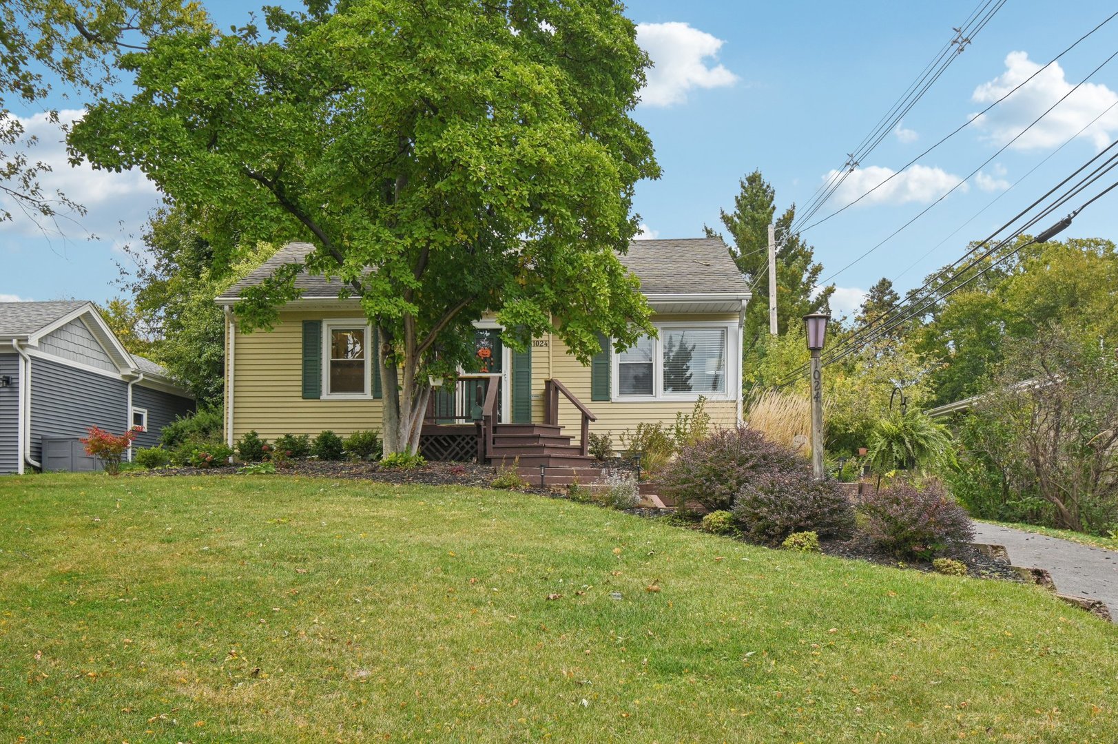 1024 Blanchard Street Property Photo 1