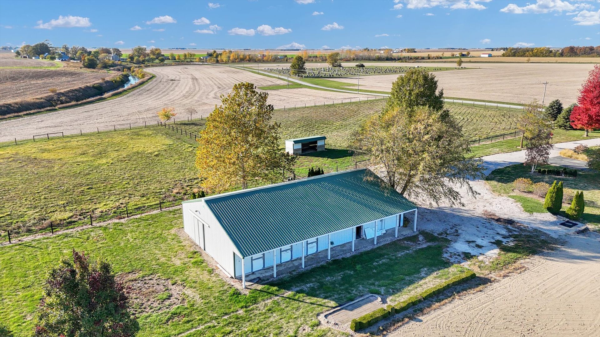 561 County Road 700 Property Photo 54