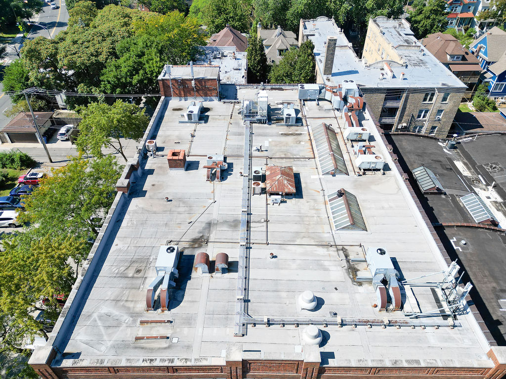 5710 N Broadway Street Property Photo 40
