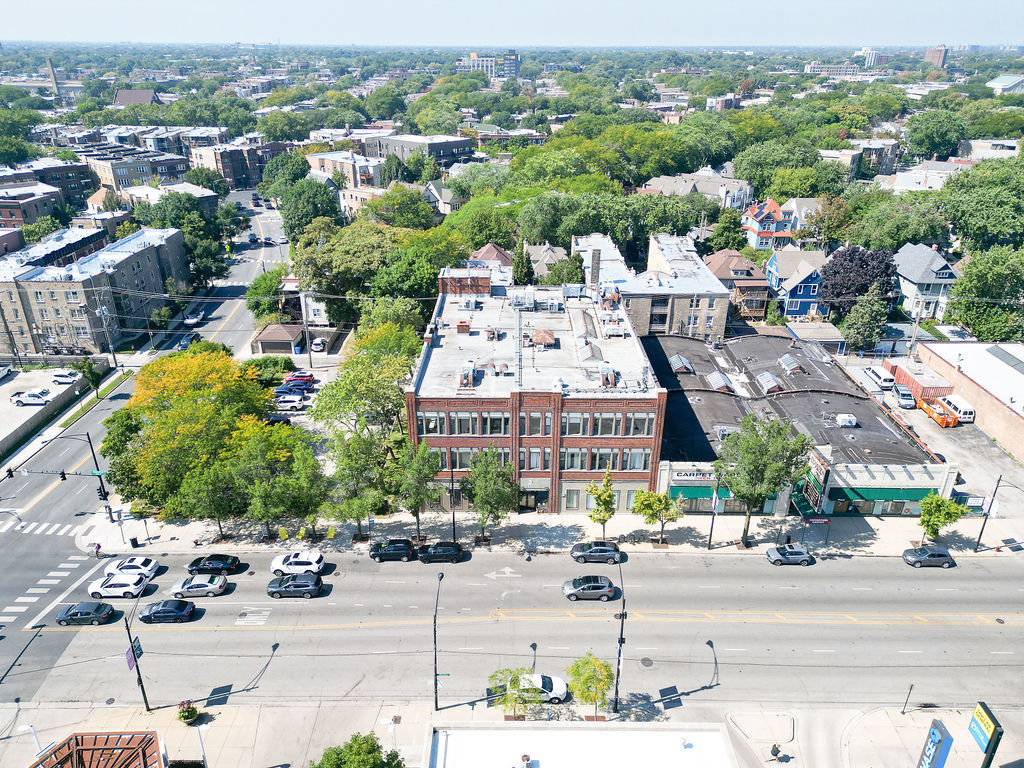 5710 N Broadway Street Property Photo 42