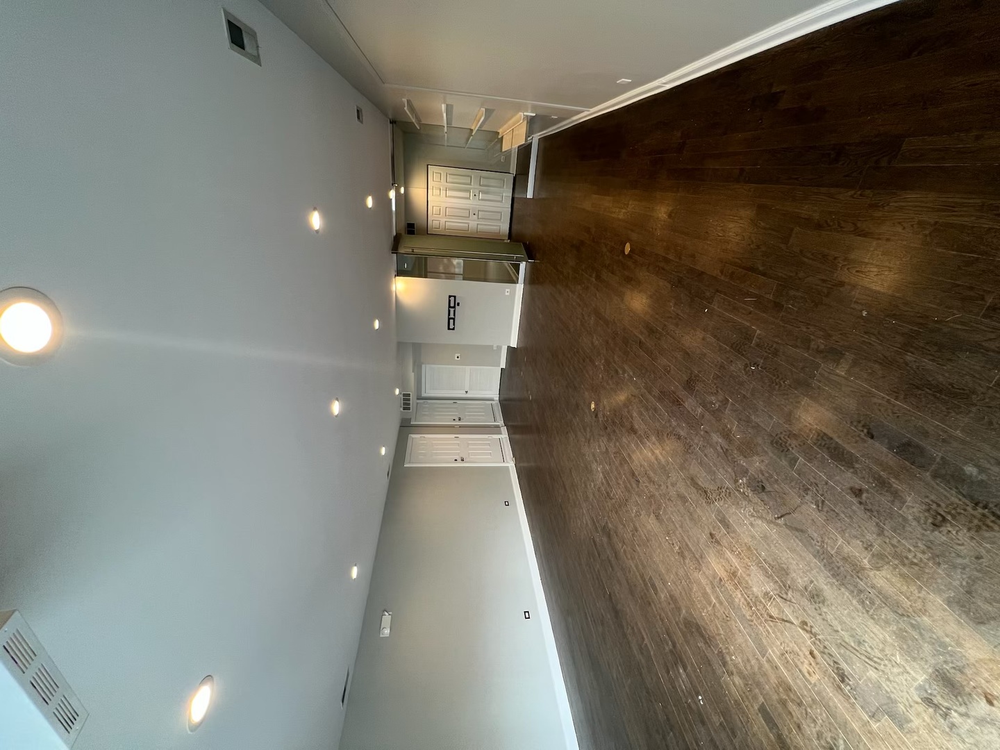 1604 W Augusta Boulevard C1 Property Photo 3