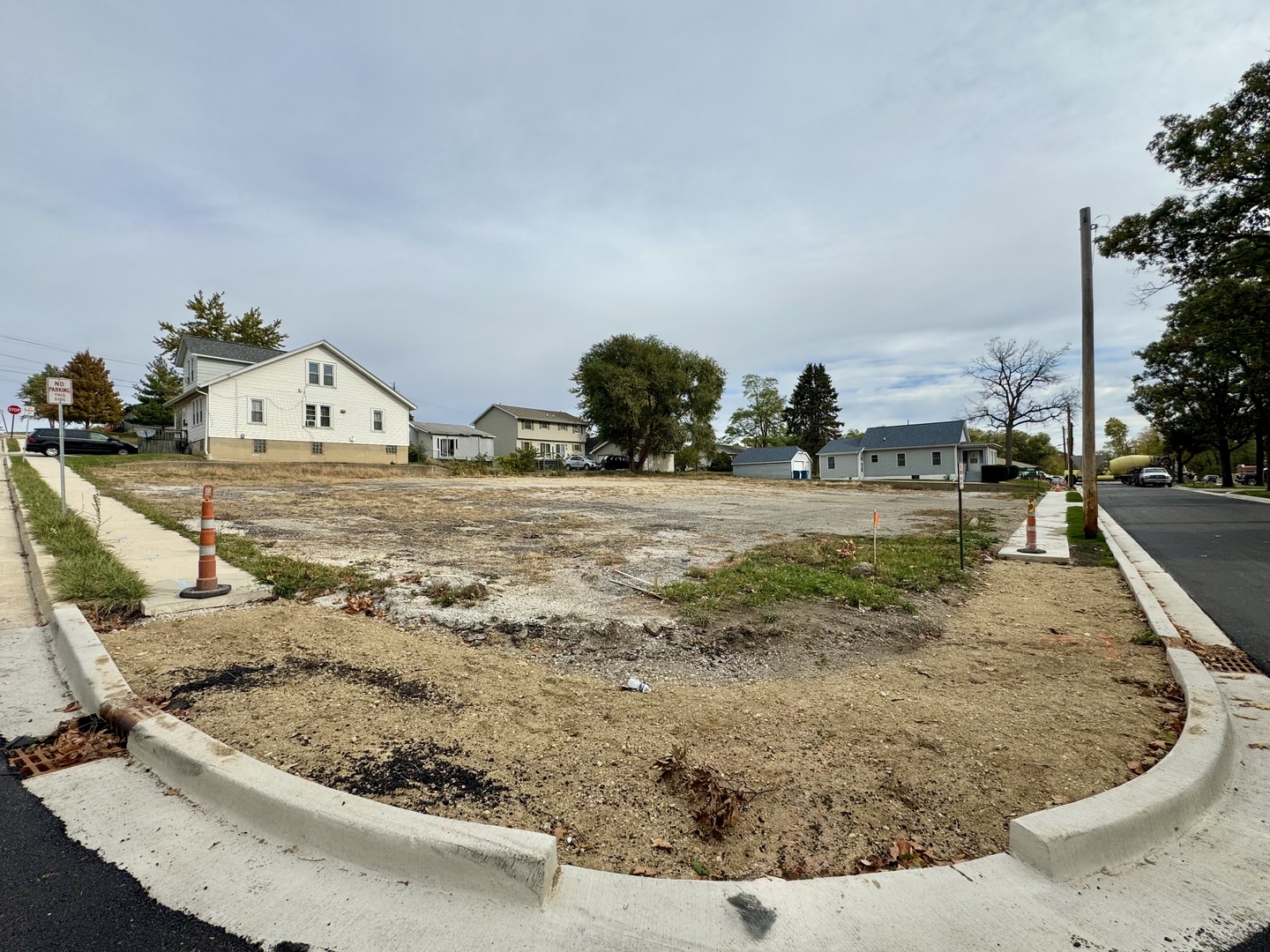 999 6th Street Property Photo 4