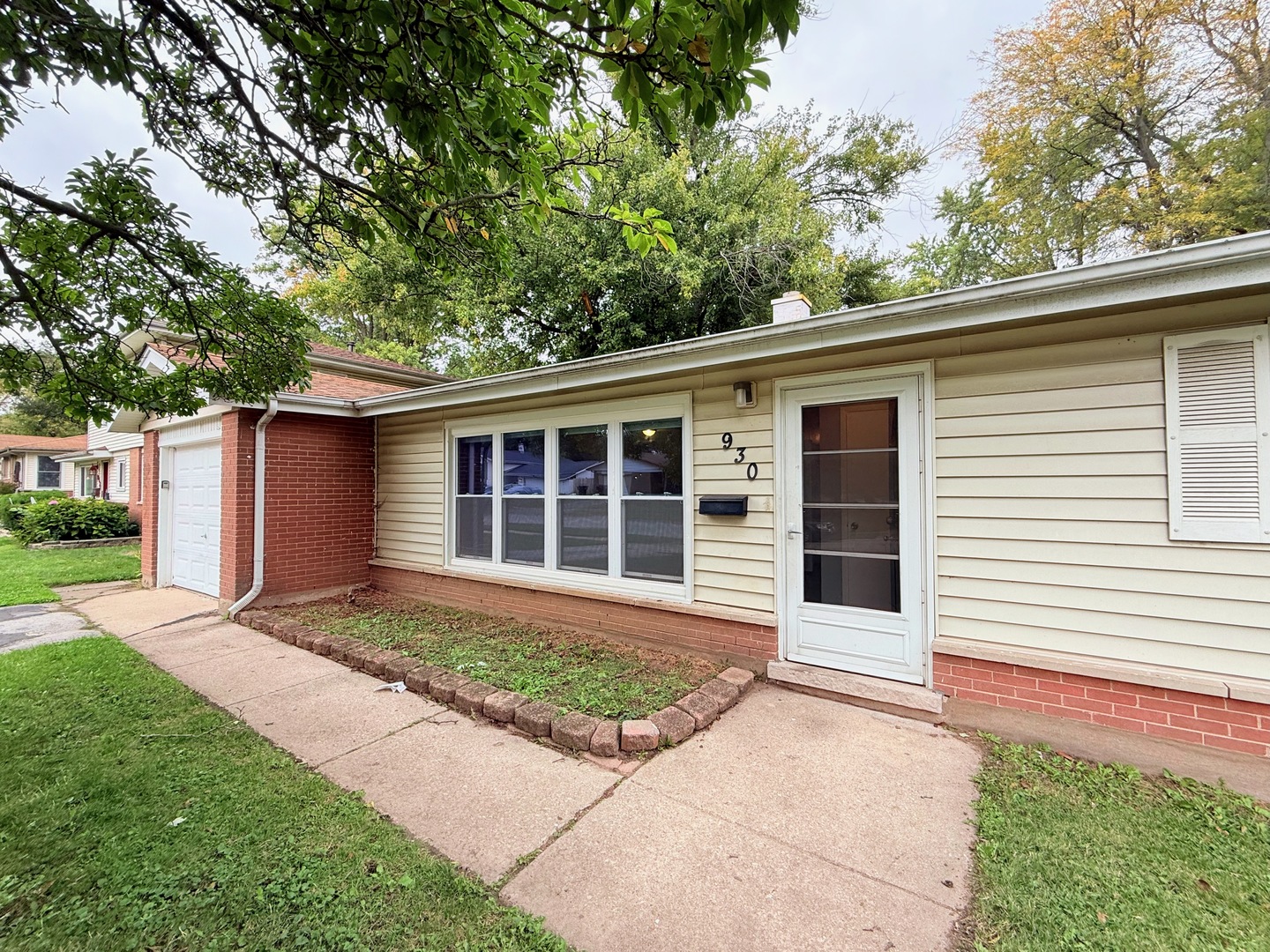 930 Coach Road Property Photo 19