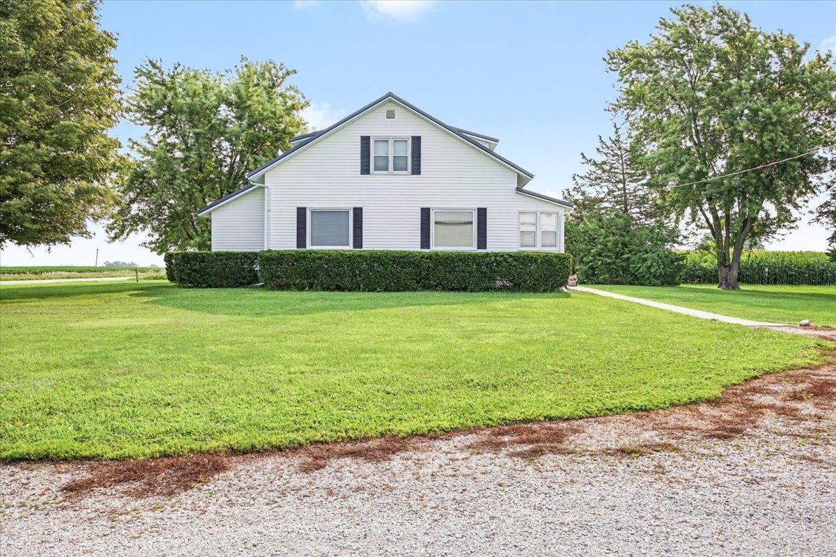 9898 E 1200 North Road Property Photo 6