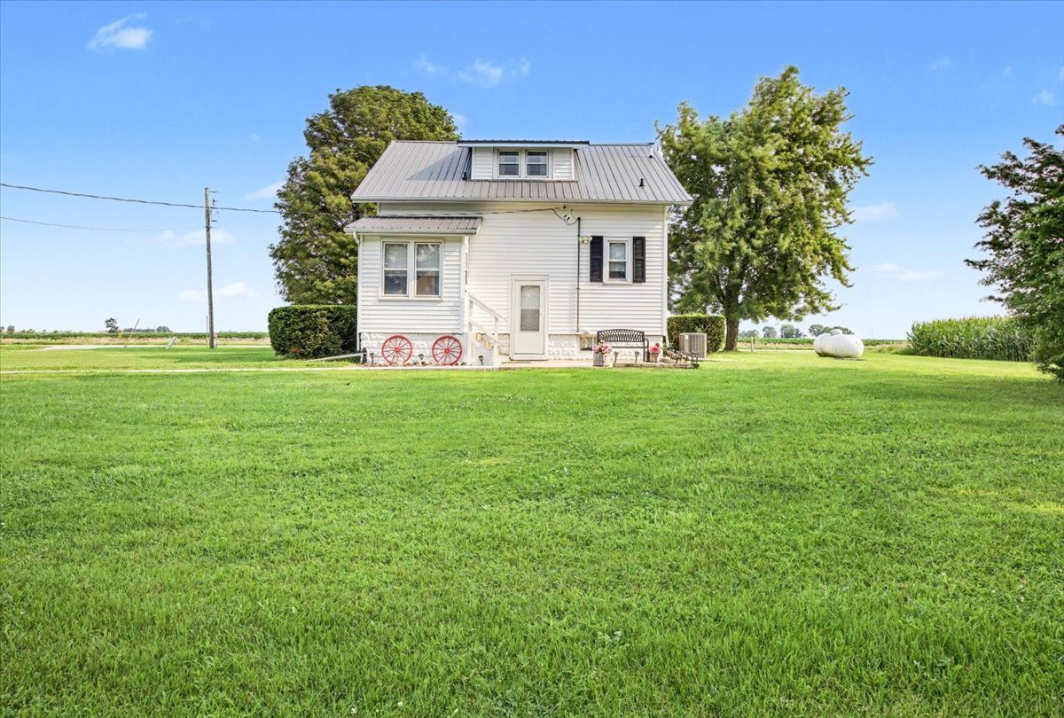 9898 E 1200 North Road Property Photo 9