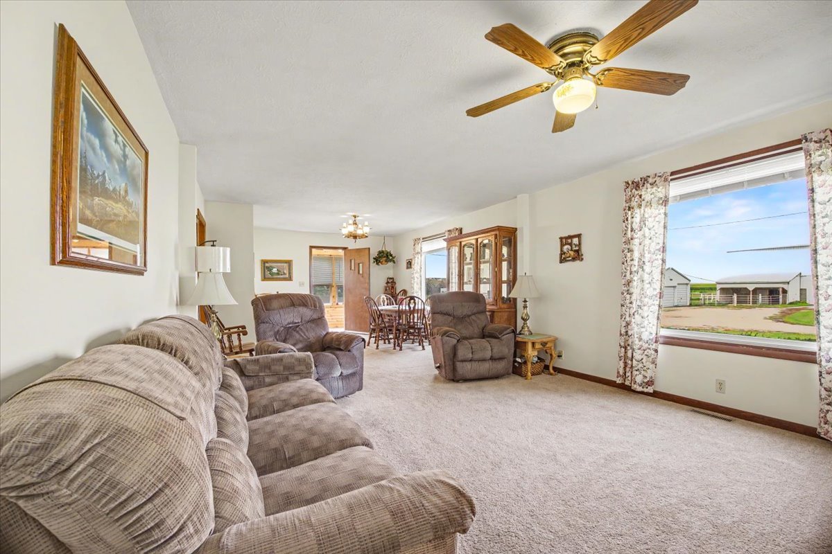 9898 E 1200 North Road Property Photo 18