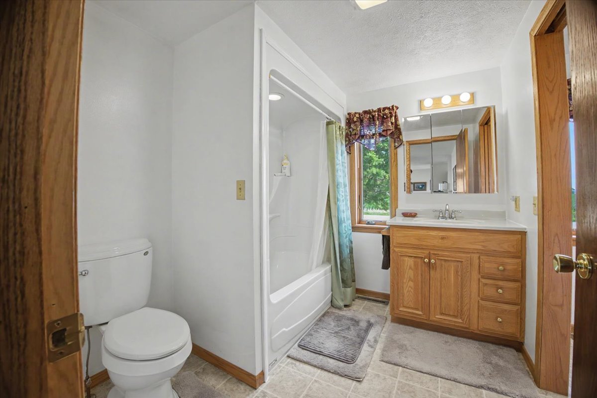 9898 E 1200 North Road Property Photo 37
