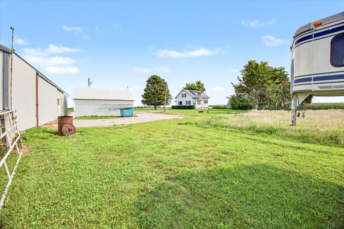 9898 E 1200 North Road Property Photo 44