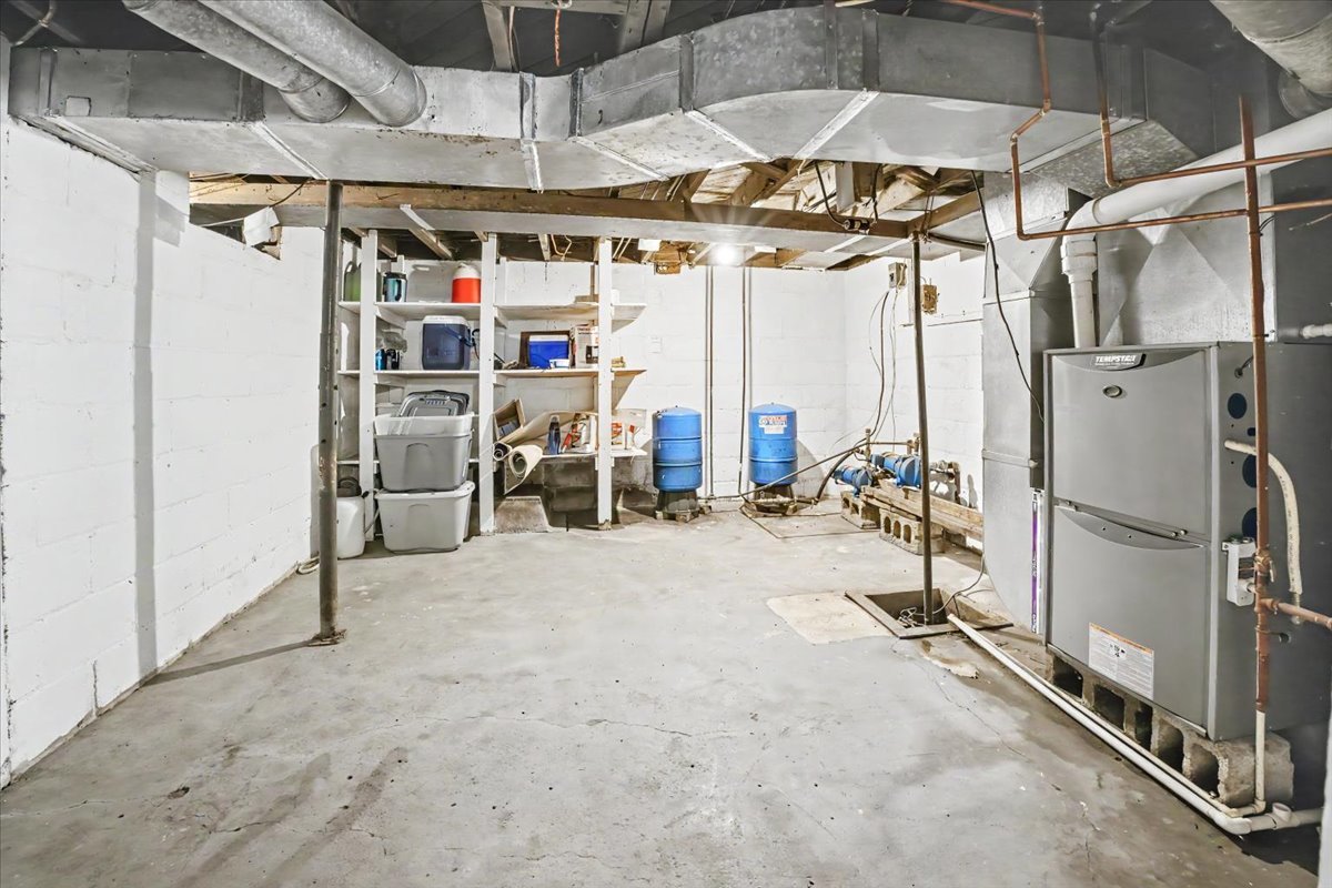 9898 E 1200 North Road Property Photo 49