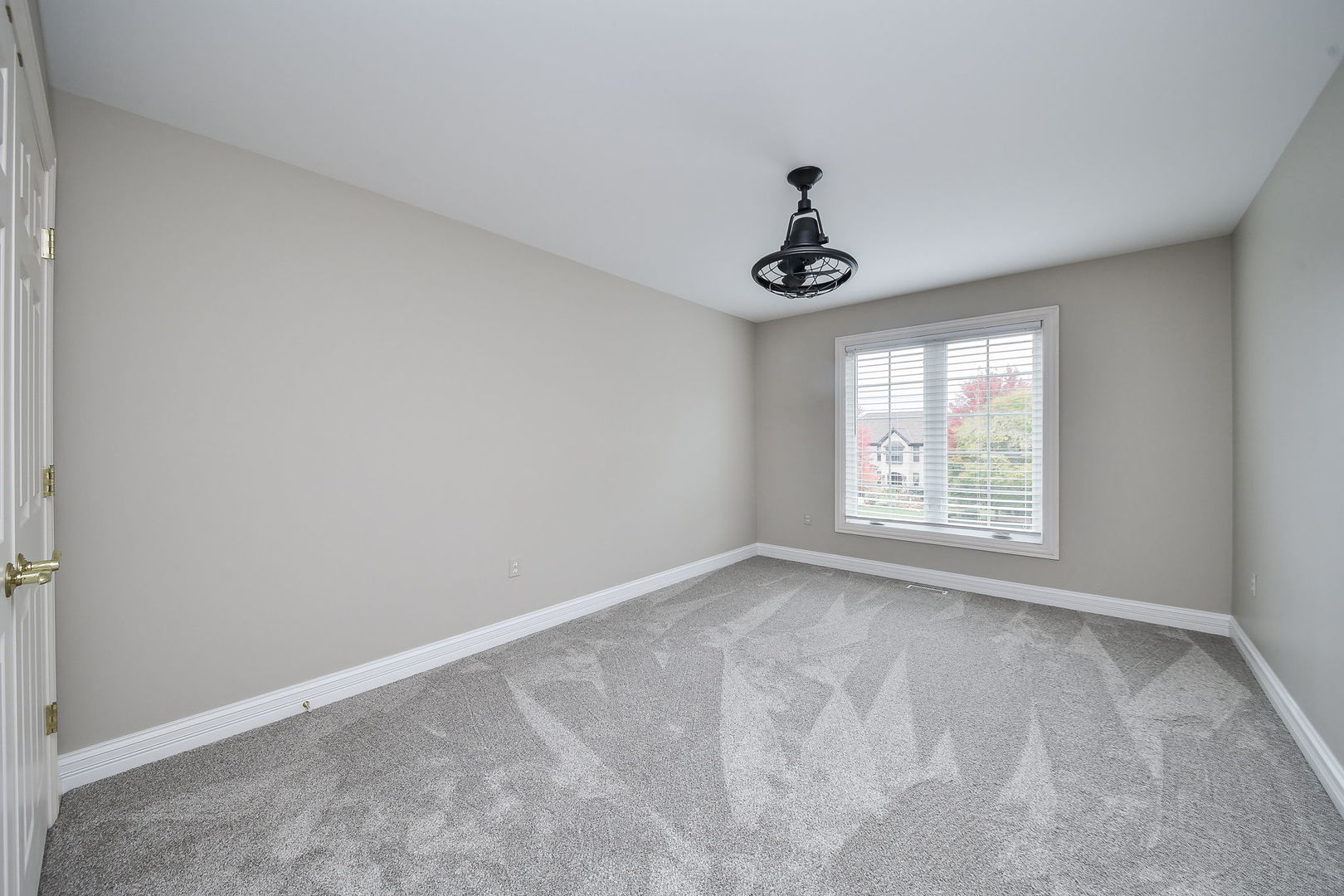 325 Delnor Glen Drive 325 Property Photo 15