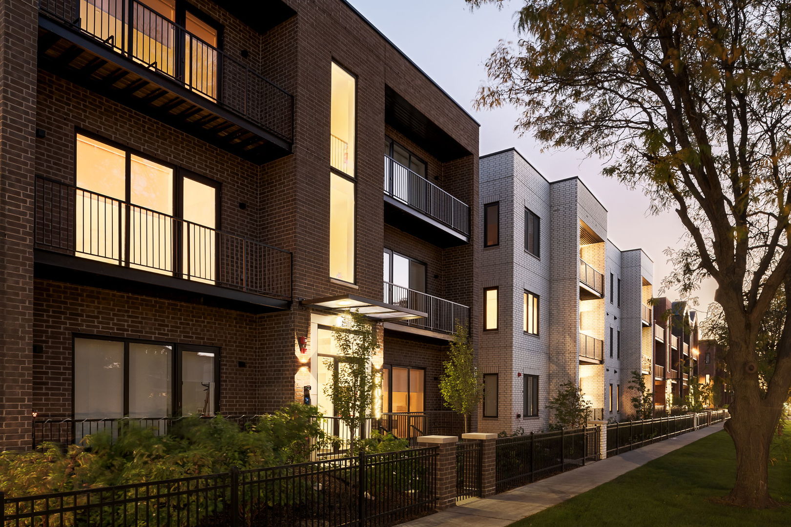 8007 W Belmont Avenue 101 Property Photo 1