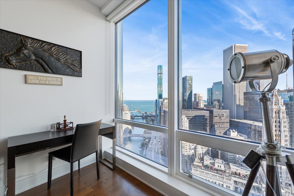 401 N Wabash Avenue 37i Property Photo 19