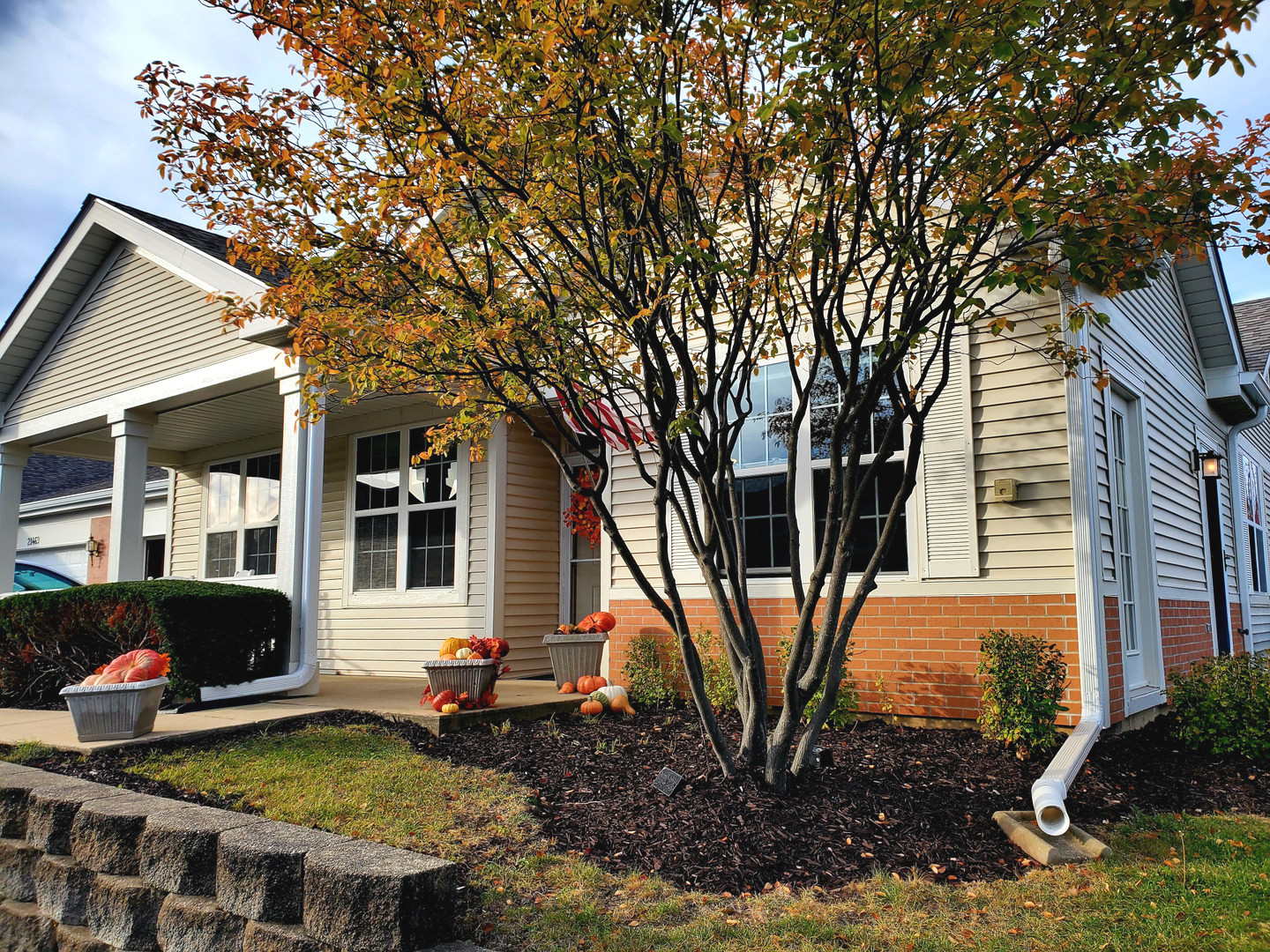 21471 Lake St Clair Drive Property Photo 1