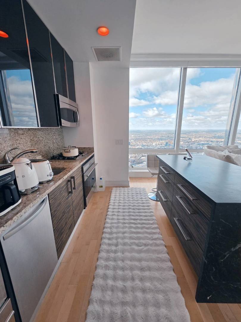 401 N Wabash Avenue 79c Property Photo 7