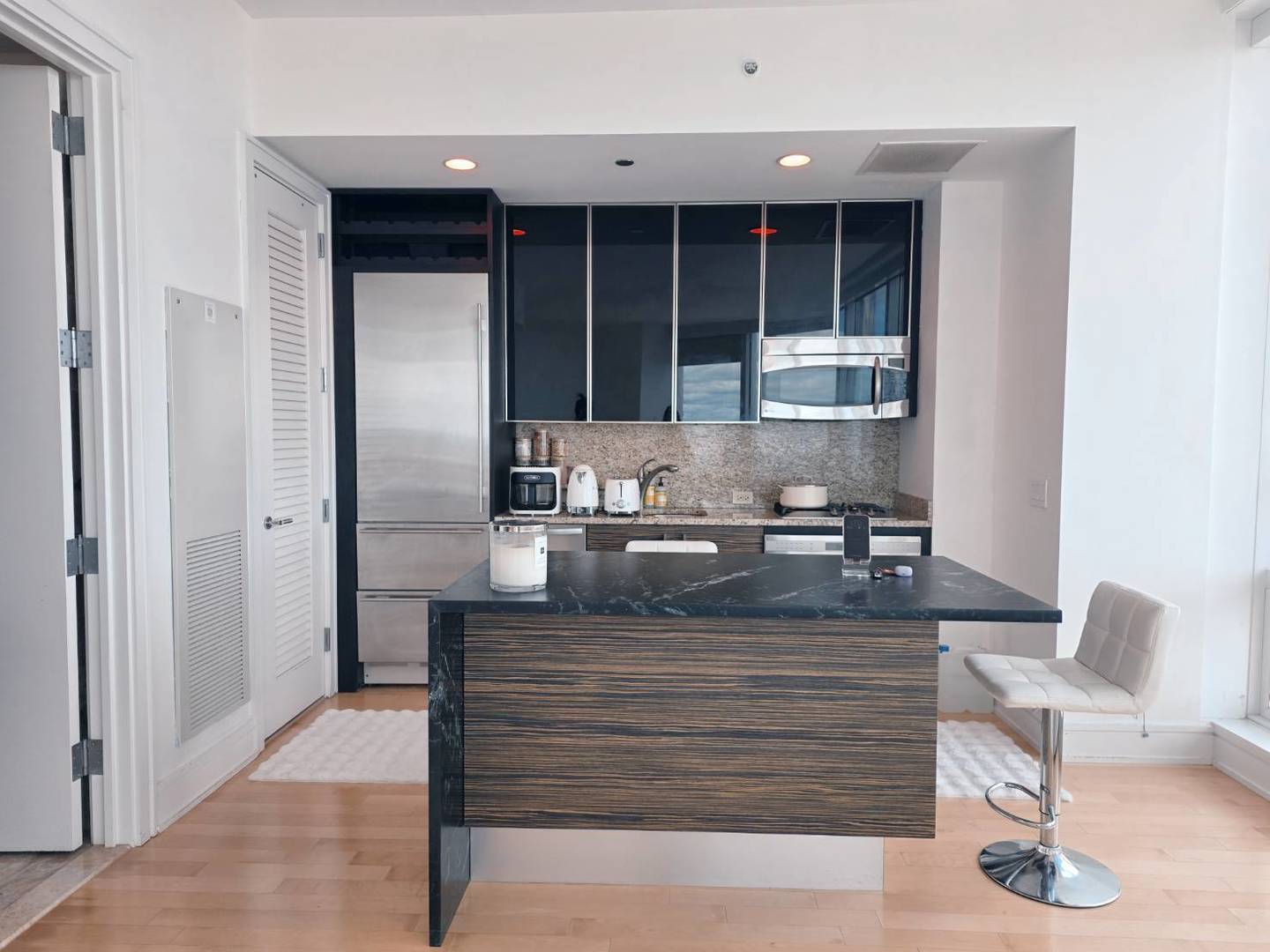 401 N Wabash Avenue 79c Property Photo 8