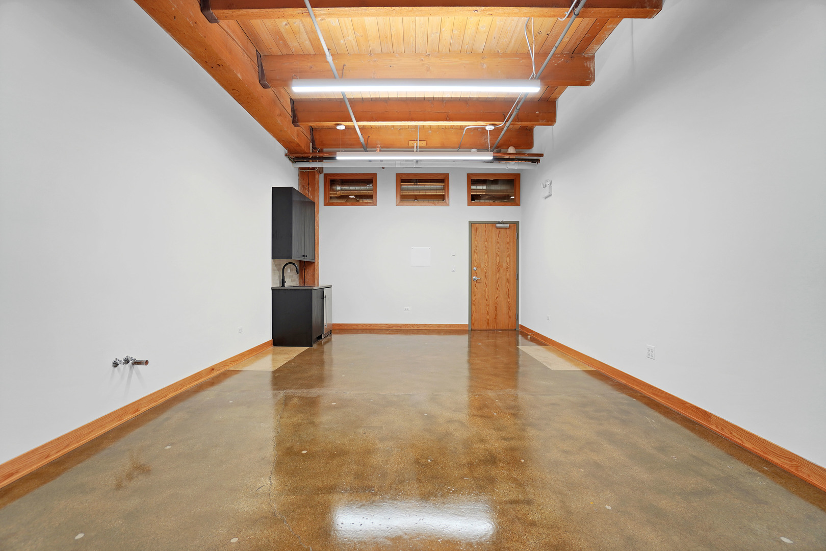 1806 W Cuyler Avenue 107 Property Photo 3