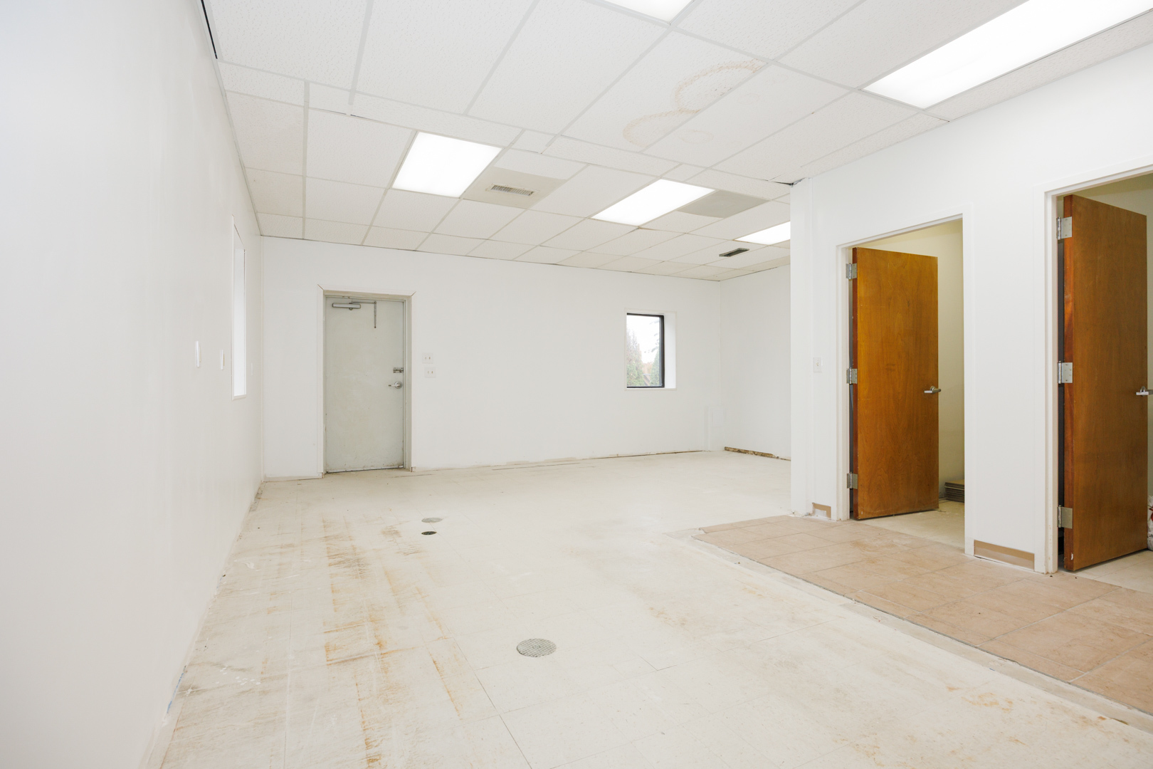616 Raab Road A Property Photo 13