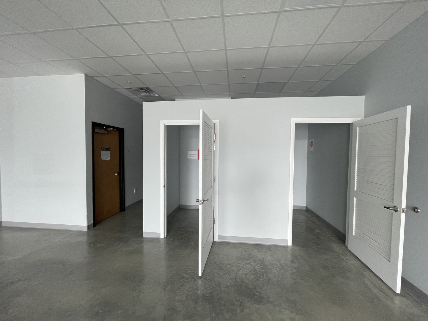 2712 N Prospect Avenue Property Photo 6