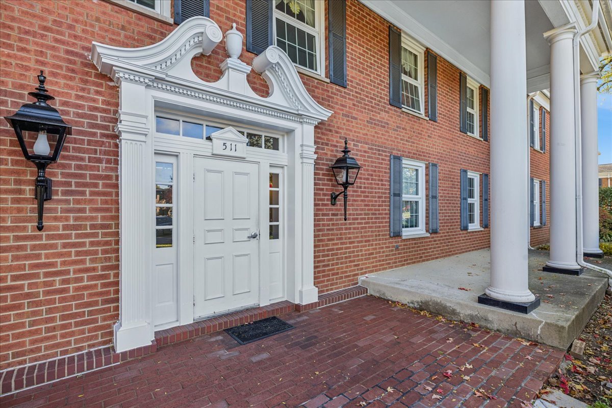 511 Coventry Lane 2 Property Photo 1