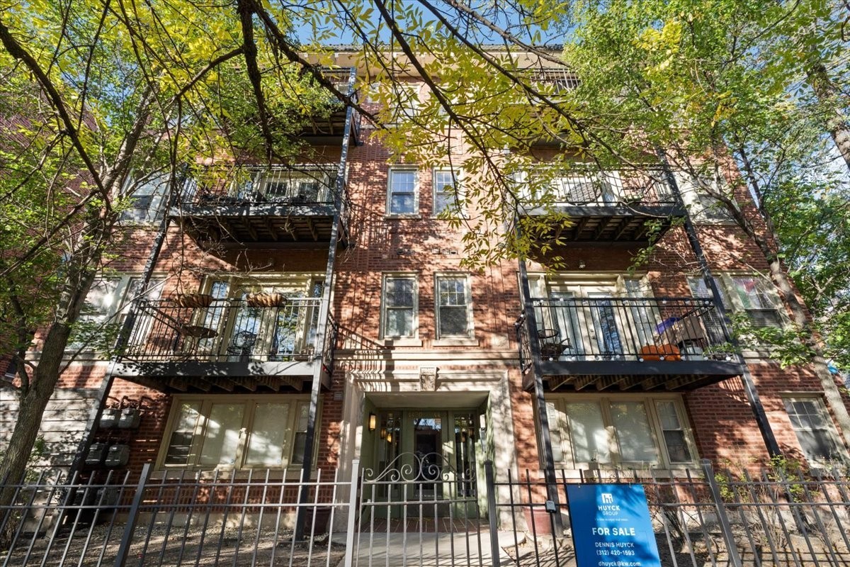 4420 N Ashland Avenue 3e Property Photo 1
