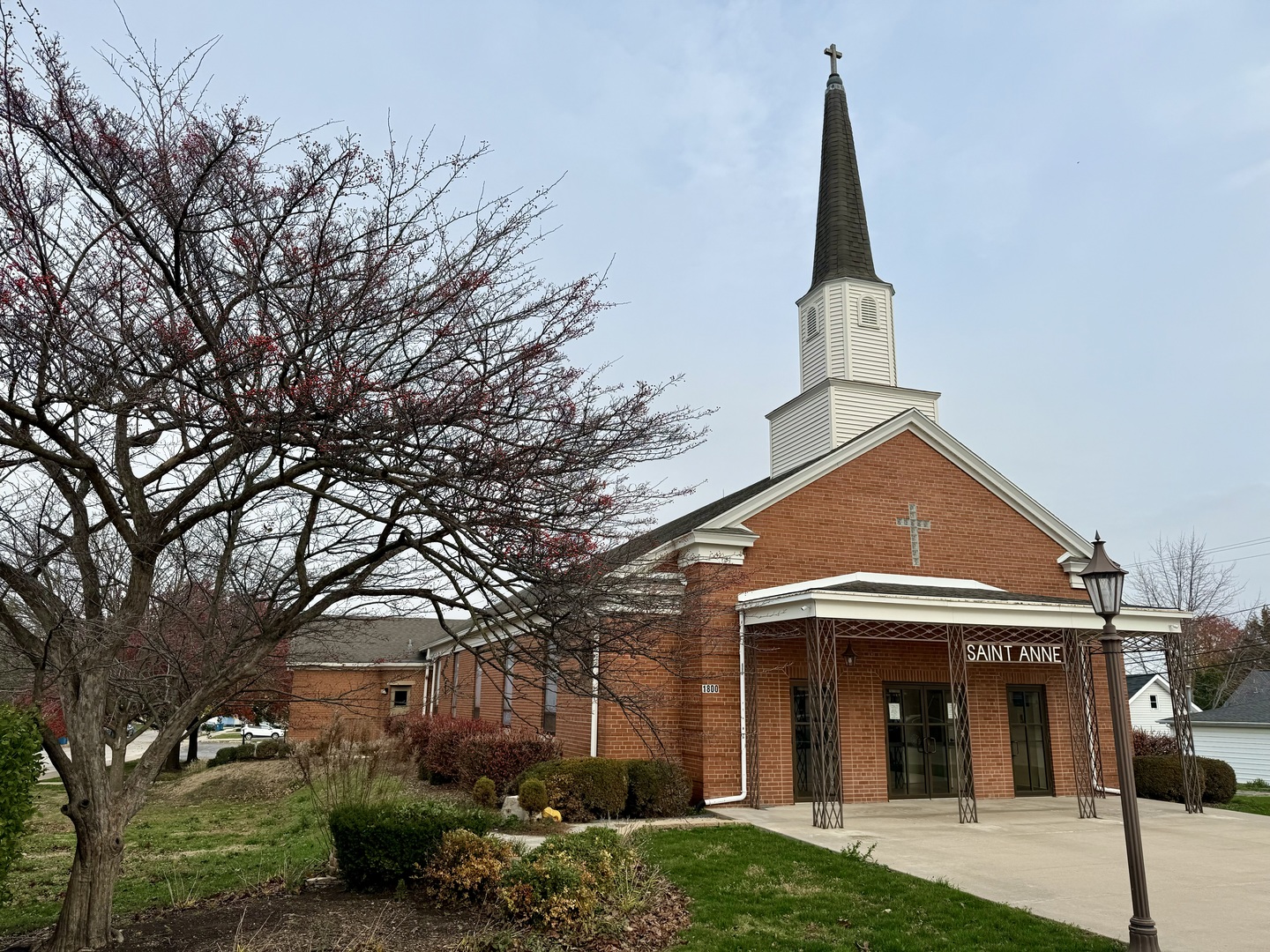 1800 Dearborn St Property Photo 1