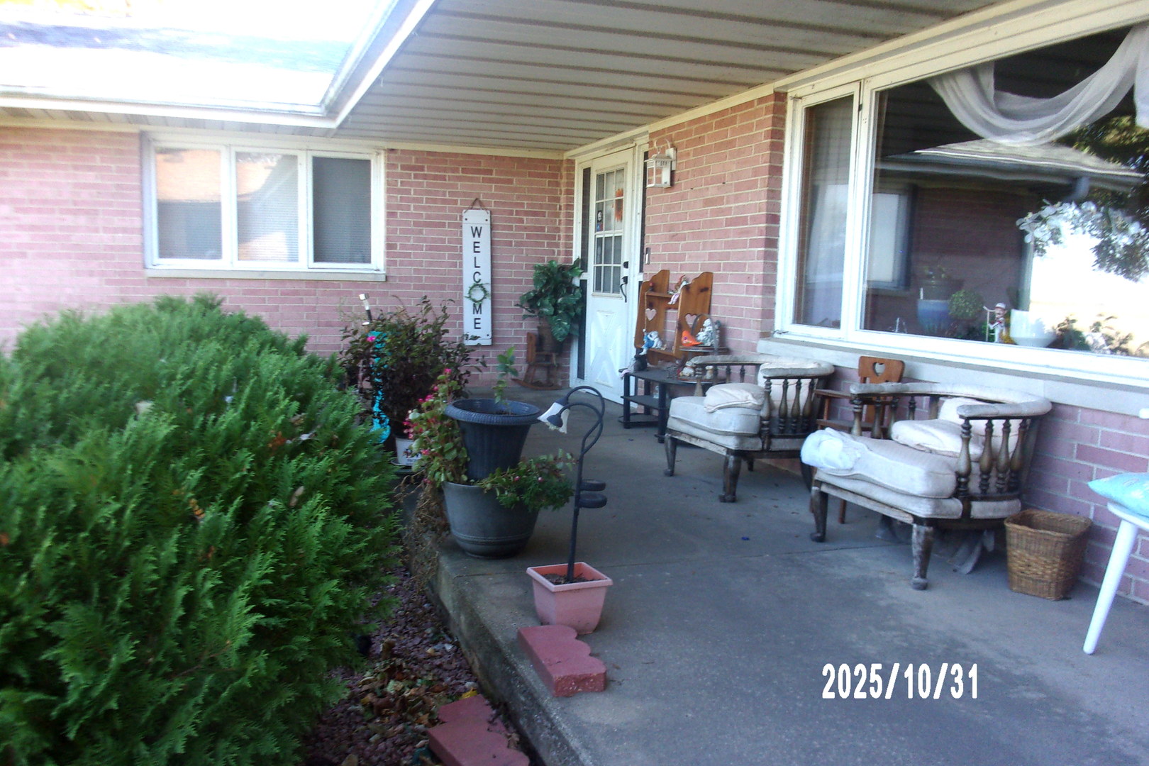 407 E Pine Street Property Photo 4