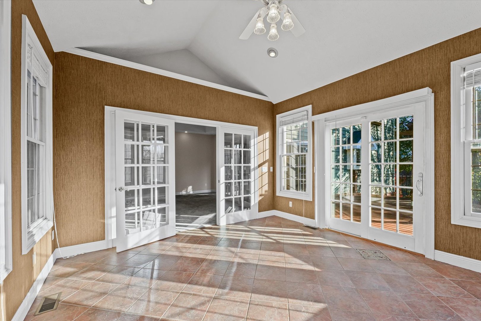 1 Windsong Way Property Photo 22