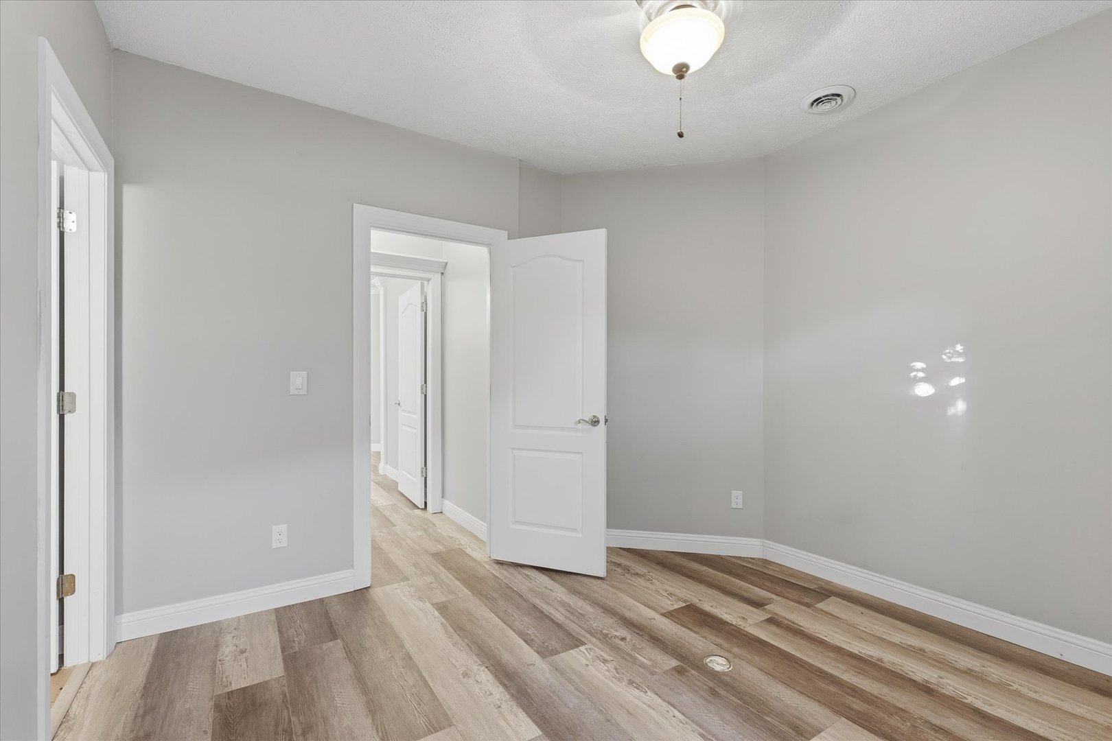 1 Windsong Way Property Photo 68