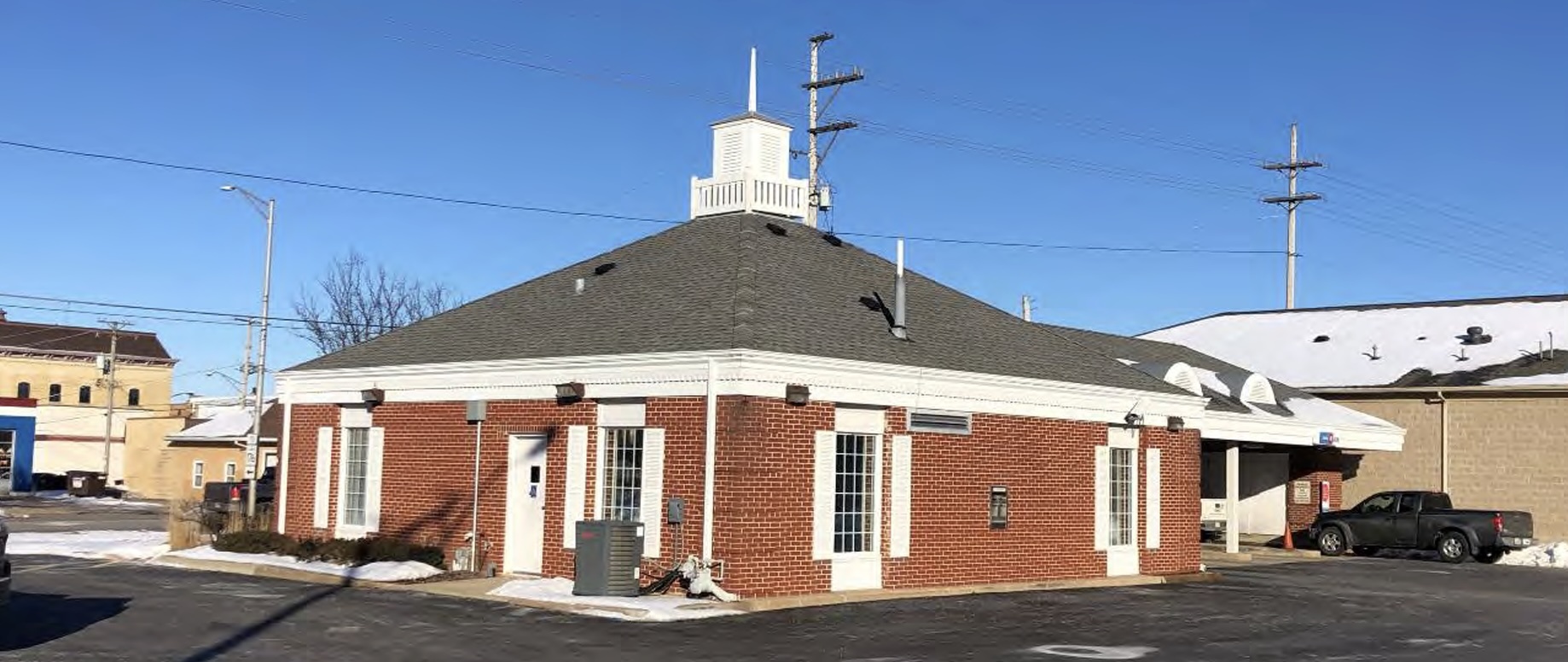 123 W Grant Highway