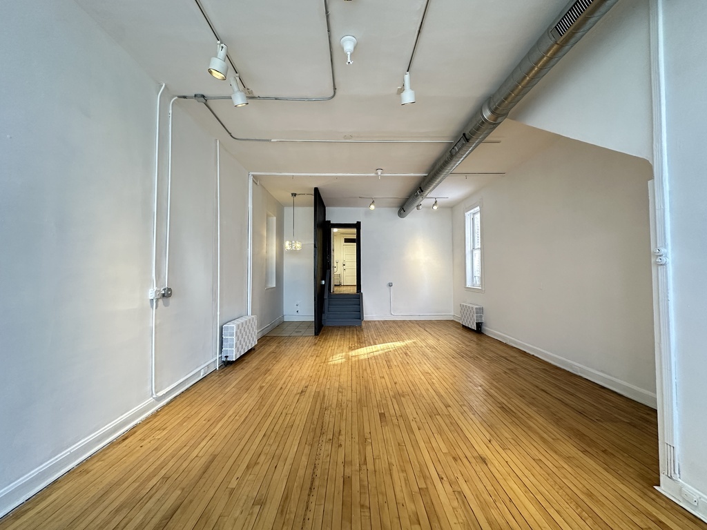 3422 N Lincoln Avenue Store Property Photo 13